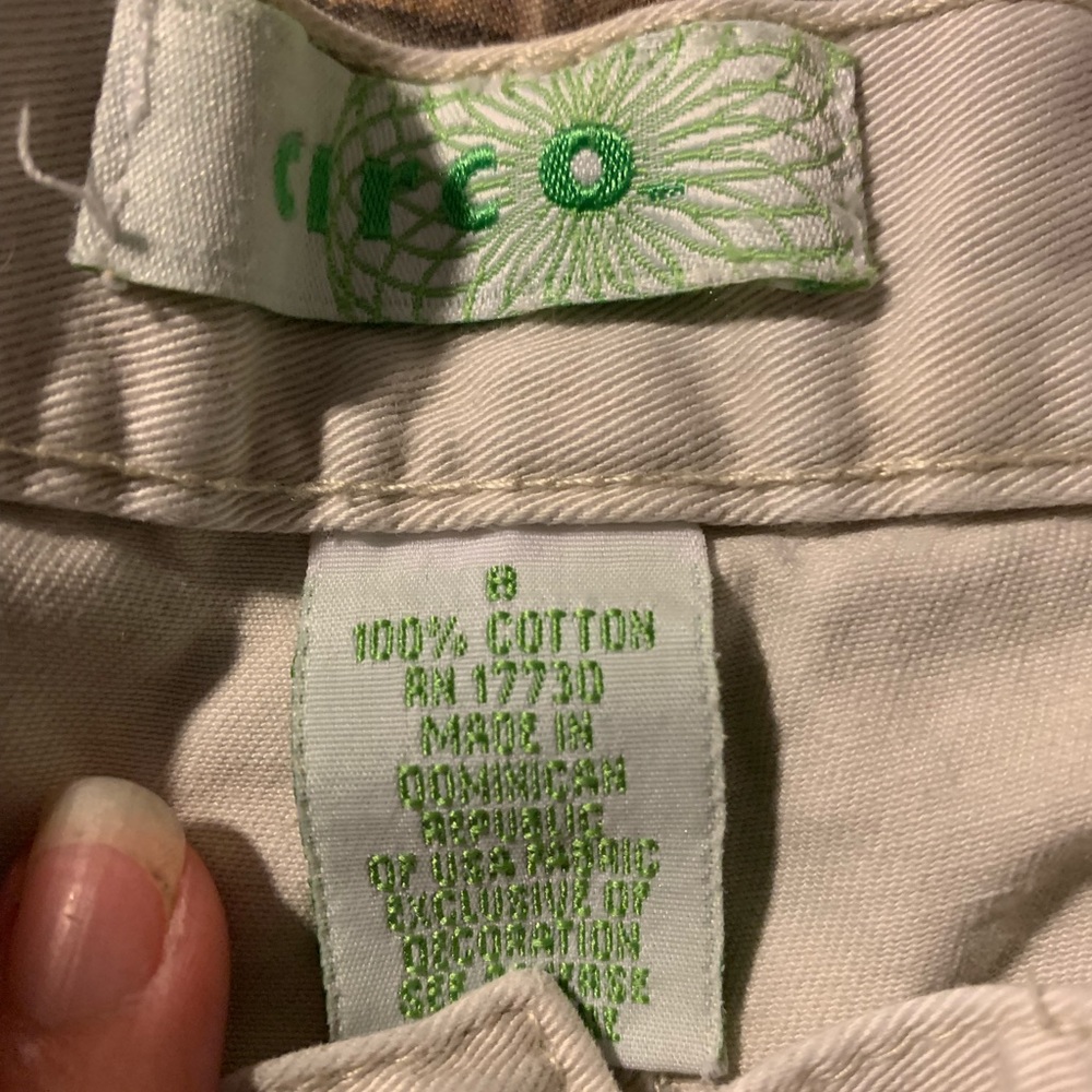 Circo size 8 (girls) khaki shorts - Picture 2 of 2